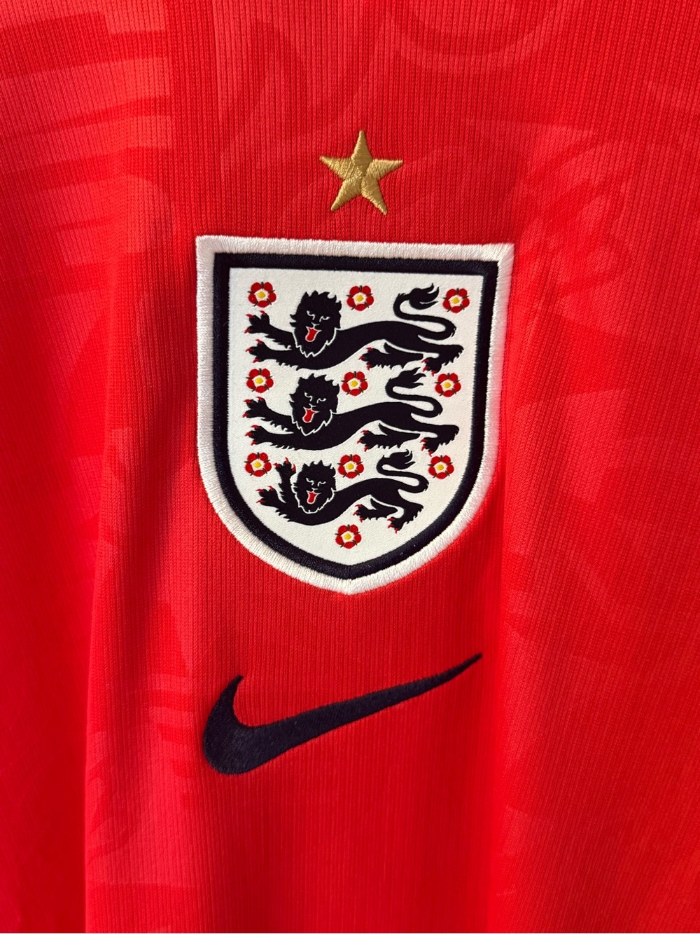 Nike England Soccer jersey 2026 World Cup (NEW, W/ Tags) - Picture 3 of 16